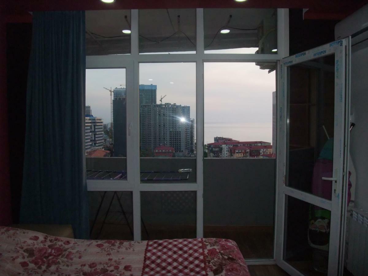 Apartment With Black Sea View Batumi Eksteriør bilde