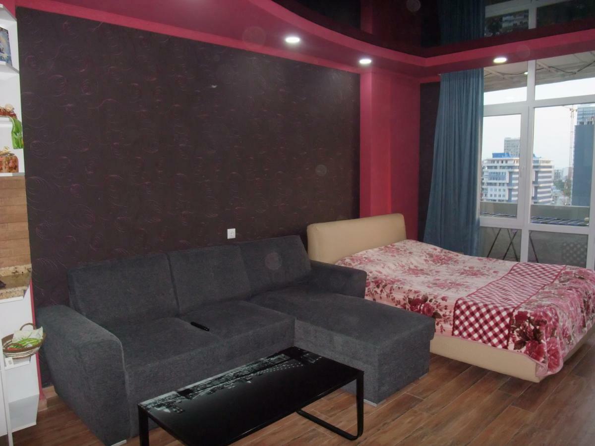 Apartment With Black Sea View Batumi Eksteriør bilde